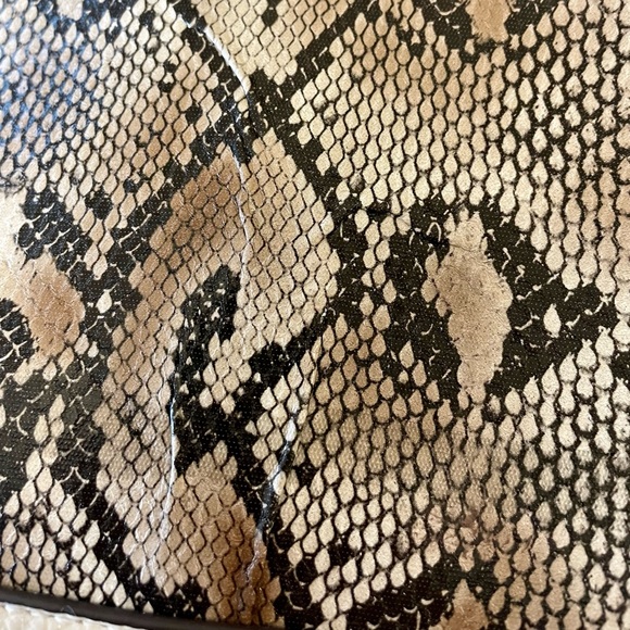 Dana Buchman Snake Skin Tote Bag - Picture 3 of 12